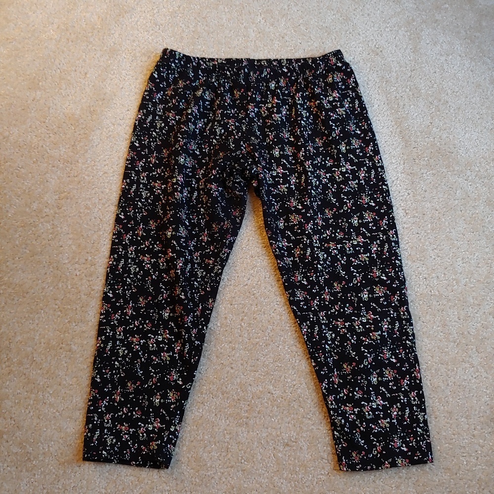 Steve madden gently worn stretchy Capri pants